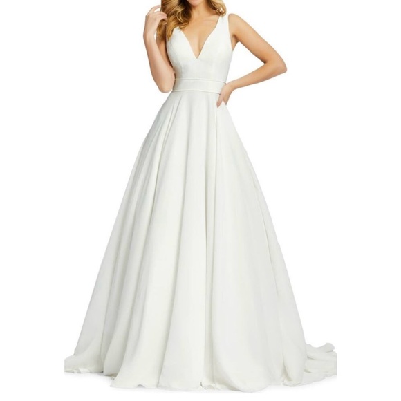 Leeba For Mac Duggal White Classic Ball Gown 6 - Bridal or Prom Perfect! - Picture 1 of 5